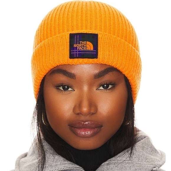 The North Face Accessories - NWT The North Face Logo Box Cuffed Beanie in Cone Orange